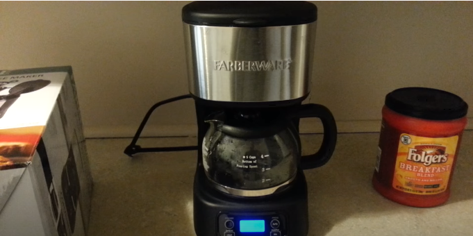 How to Use a Farberware Coffee Maker