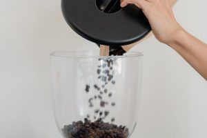 How Much Coffee to Put in a Coffee Maker