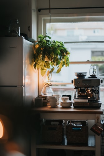 how do you program a cuisinart 12 cup coffee maker